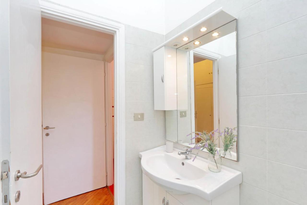 Pompeo Magno Apartment Rome Bagian luar foto
